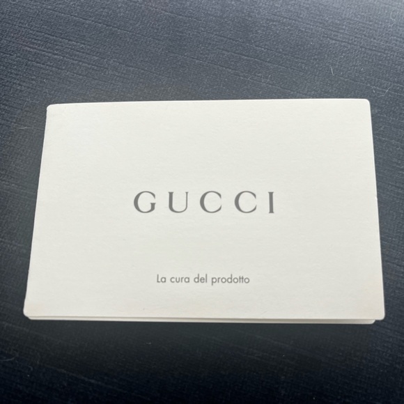 Mint Condition Gucci Dionysus handbag . See my other reviews of designer bags! - Picture 10 of 15